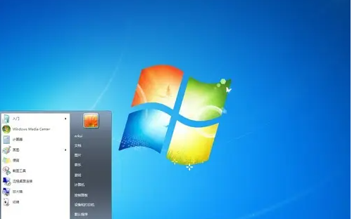 windows7屏幕两边黑屏怎么办 windows7屏幕两边黑屏解决方法