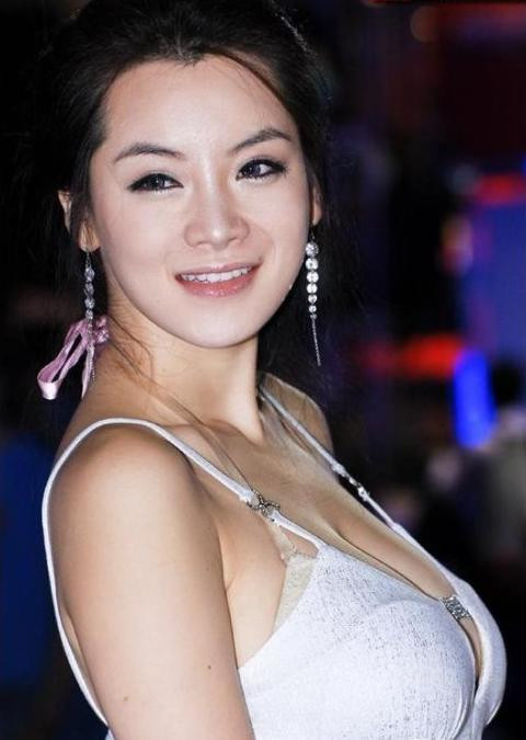 韩国车模特林智慧百变美图
