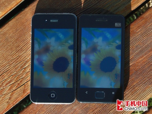 王者的对比 魅族M9 VS iPhone 4